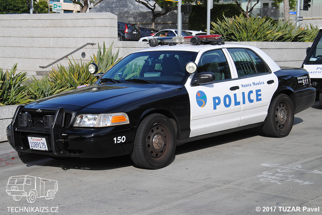 Santa Monica Police Department - Ford Crown Victoria 150