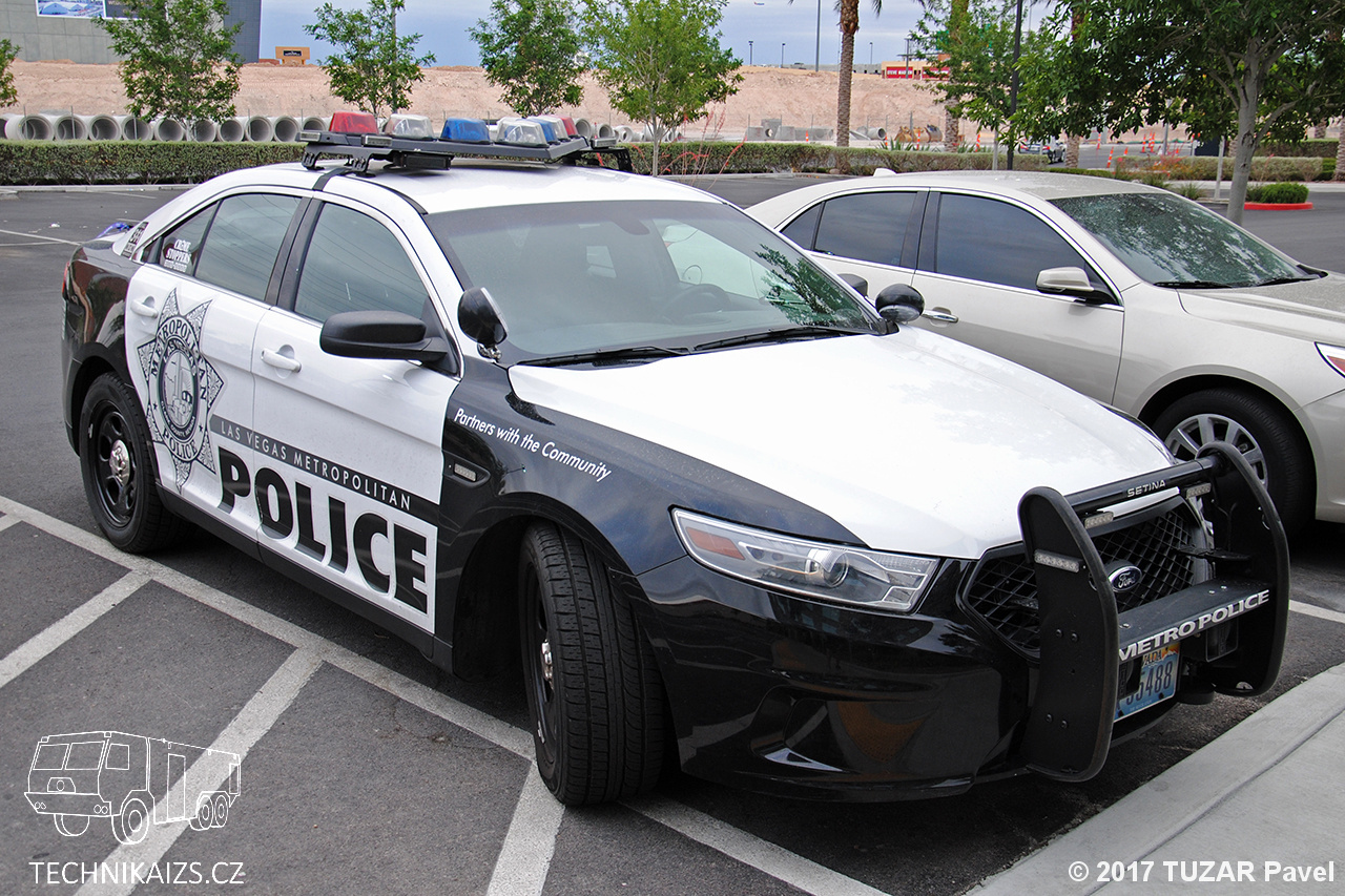 Las Vegas Metropolitan Police Department - Ford Taurus
