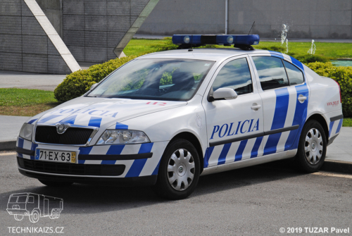 Portugalsko - Polícia - Škoda Octavia II - Porto