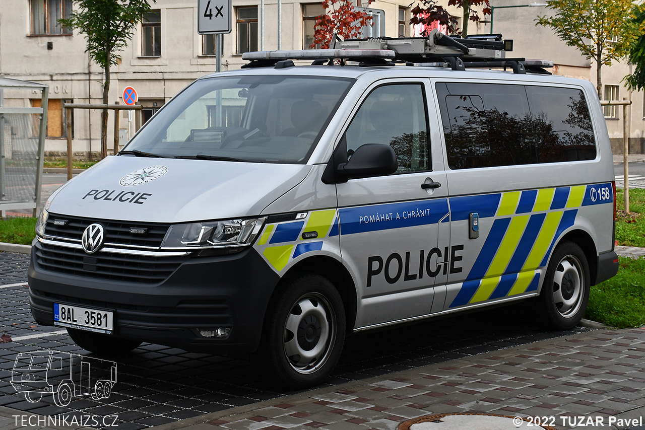 Policie ČR - Nehodovka - Dopravní inspektorát Nymburk - Volkswagen Transporter T6